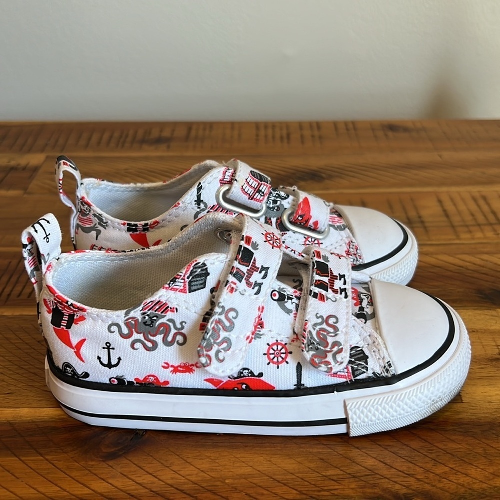 Converse Chuck Taylor All Star Easy-On Low TD 'Pirates'